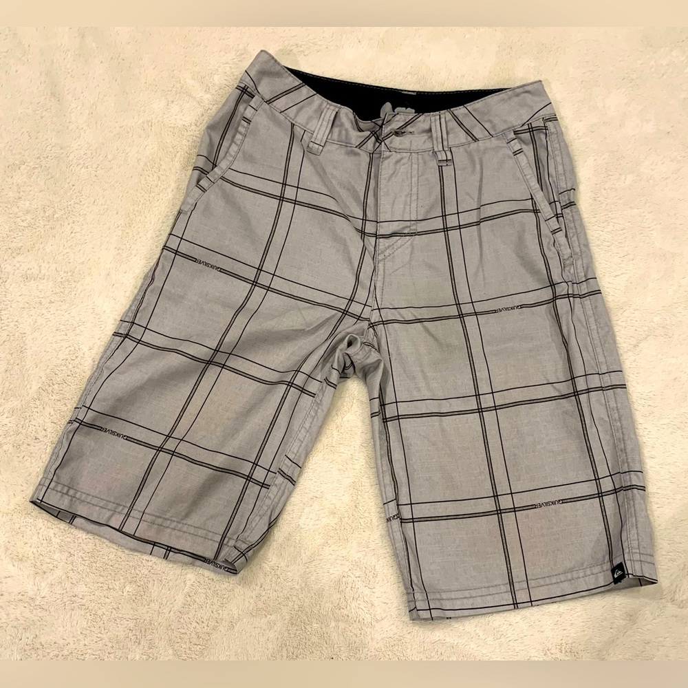 Boys QUIKSILVER Shorts/Boardshorts